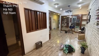 Cho thuê căn hộ tập thể tầng 2 phố Láng Hạ Hà Nội 