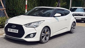Hyundai Veloster 2011 Tự động Trắng