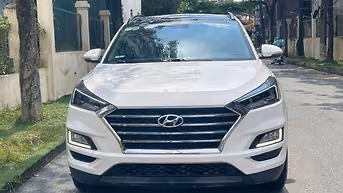 Hyundai Tucson 2021 2.0 AT Đặc biệt Trắng