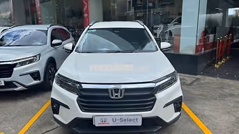 Honda BR-V G 2023 Trắng gia đình đi kỹ giá hấp dẫn