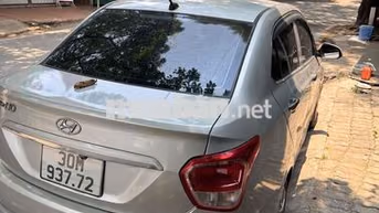 Hyundai i10 1.2 Bạc Ấn Độ