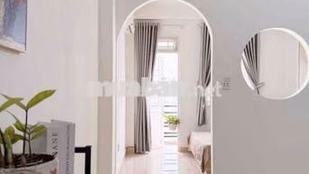 Cho thuê căn hộ 1PN - Nguyễn Thái Sơn - Ban công, tách bếp