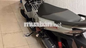 Honda Airblade Nữ Xám đỏ Việt Nam