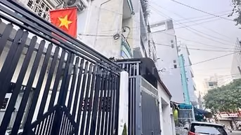 Gấp bán 9ty2 chính chủ liên hệ Huyền 24/7 chuyên nhà phố 