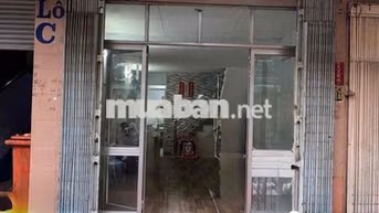 cho thuê căn hộ mặt tiền đường gần quận trung tâm