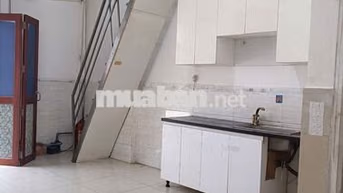 Cho thuê căn C5 1 trệt 1 lầu 4x7m, WC riêng, Miếu Gò Xoài – 5 triệu