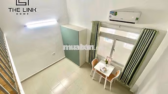 Phòng gác lửng cửa sổ thoáng full nội thất đi bộ qua UFM chỉ 10 phút