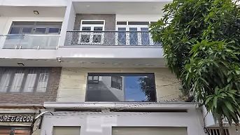 NGAY BƯU ĐIỆN QUẬN 5 - ĐƯỜNG MẠC CỬU. GIÁ NGỘP: 4Tỷ840/ 5,6x13m (75m2)