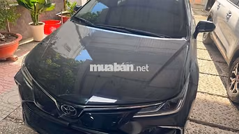 Toyota Corolla Altis 5 chỗ Tự động Xăng Đen