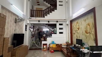 Nhà 2,5 tầng hẻm xe hơi sát trung tâm Giga Mall Phạm Văn Đồng Thủ Đức 