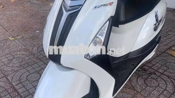 Yamaha Grande Trắng Xăng