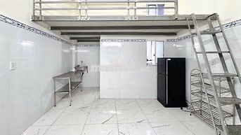 Phòng trọ sạch sẽ sát bên đh Công Thương,Văn Hiến ở được 4 người