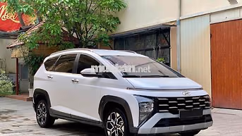 Hyundai Stargazer X 2024 Trắng Nhám 7 chỗ