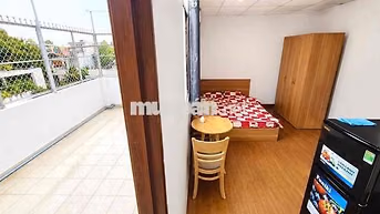 Studio cửa sổ trời - Ngay bênd xe Quận 8 - tiện đi UEH cs N