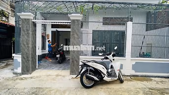 CĂN GÓC 2 MẶT HẺM – NHÀ MỚI TINH – GẦN CVPM QUANG TRUNG