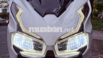 Honda Air Blade 4 val 2024 Trắng đen 18000 km