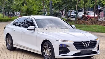 Xe VinFast Lux A 2.0 Plus 2.0 AT 2021 - 485 Triệu