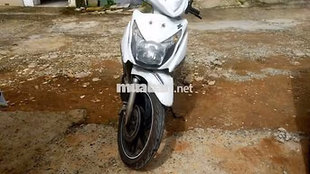 Suzuki Hayate 2013 Trắng
