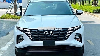 Hyundai Tucson 2.0AT 2023 màu trắng cực đẹp chất