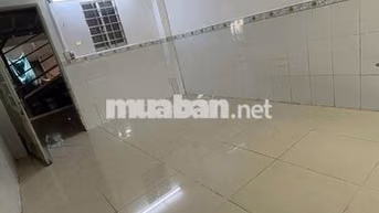 gần Trường Đại Học Công Thương, gân ngã ba  Lê Trọng Tấn