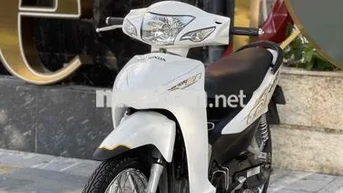 Honda Wave a 110 màu trắng nguyên bản!