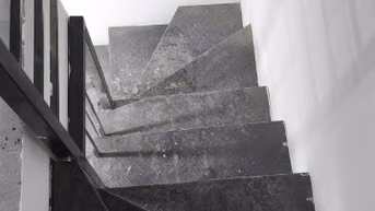 Cho thuê nhà mặt phố An Dương lô góc DT 60m,MT 6m giá 18 triệu