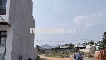 1.55 tỷ Đất trong KDC Thủ Dầu Một - hẻm xe hơi 7m, sổ sẵn
