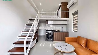 Duplex ban công rộng 35m2 ngay Hàng Xanh