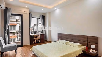 CHO THUÊ STUDIO BAN CÔNG ĐƯỜNG NGUYỄN CỬU VÂN NGAY GIÁP Q1