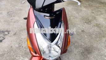 Honda Click  màu Đỏ máy zin chất khỏe êm