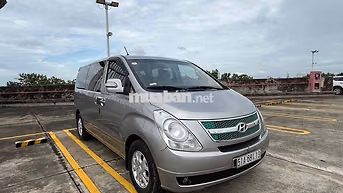Hyundai Starex 2013 Bạc Số sàn 9 chỗ
