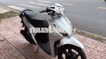 Honda Vision 217 Bạc Zin chất Sơn mới