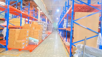 Cho thuê kho 1.400m2 có sẵn kệ sắt, Tân Thành, Quận Tân Phú , HCM 