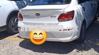 Kia Soluto Deluxe 2020 Số sàn Trắng
