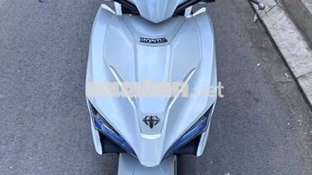 Honda Air Blade 125 Trắng mới 80%