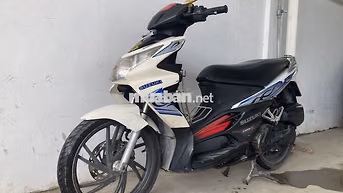Suzuki 125 2011 Trắng