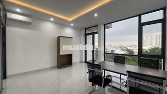 Văn phòng 105m² Full nội thất, giá chỉ 11 triệu -  Vạn Phúc City