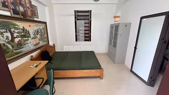 cho thuê phòng trọ 20m2 có ban công giá rẻ NGAY CẦU HỮU HOÀ
