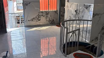 Cho thuê nguyên căn lầu suốt đường Trần Huy Liệu, Phường Phú Nhuậ