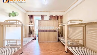 TRỐNG VÀI GIƯỜNG KTX ĐI BỘ QUA ĐH CÔNG THƯƠNG - MỚI XÂY