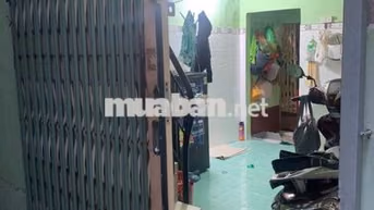 Nhà hẽm 32/3/27F hòa hưng,1 lầu,2 phòng.