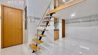 🔥PHÒNG GÁC CAO CẤP_THANG MÁY_FREE DỊCH VỤ_GẦN CV HOÀNG VĂN THỤ🏡
