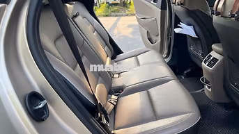 Hyundai Tucson 2.0 ATH 2021 Vàng sâm panh 27000 km