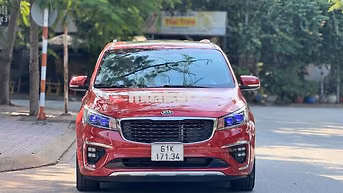 Bán Kia Sedona đời 2019 bản Platium hỗ trợ bank