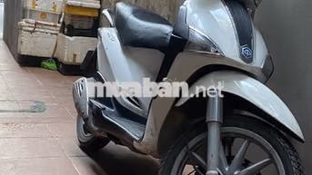 Piaggio Liberty Trắng Hà Nội
