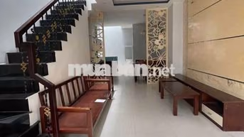 bán nhà sổ hồng riêng đường Thạnh Xuân 43 phường Thạnh Xuân quận 12