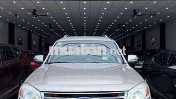 Ford Everest 2013 Tự động Bạc