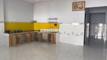 cho thuê nhà 2/ quách điêu gần ngã 5 rộng rãi xe tải phù hợp ở làm may