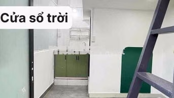 📍Phòng trọ sinh viên có gác có cửa sổ trời gần Quận 3 và Quận 10