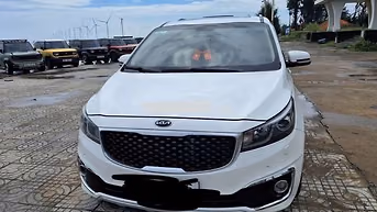 Kia Sedona 2018 Full Tự động 86000 km Trắng